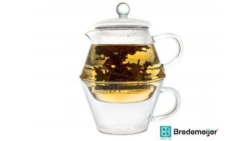 Bild: Teekanne und Teetasse Tea for One